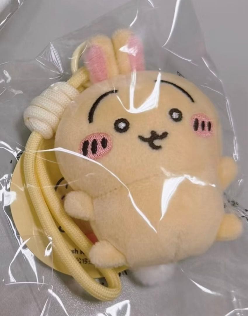 香港限定 ちいかわ セブンイレブン まんまる目 うさぎ ぬいぐるみ