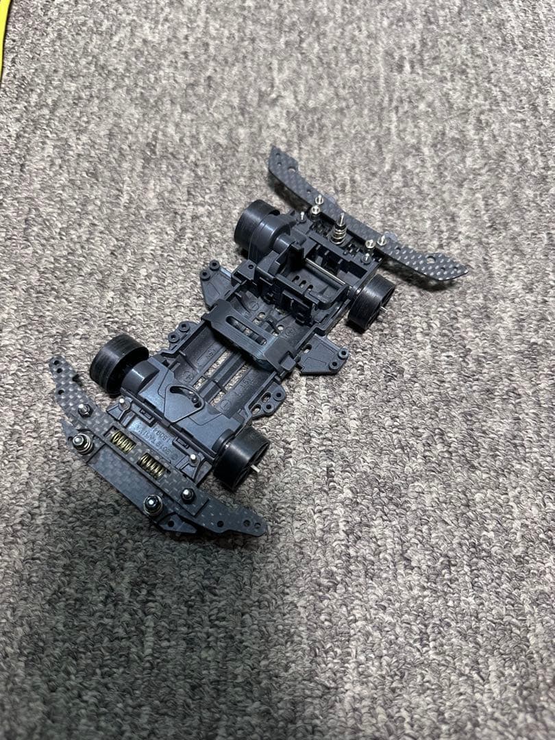 ミニ四駆　VZ車体 タミヤ 1/32 レーサーミニ四駆シリーズ エレグリッター (VZシャーシ