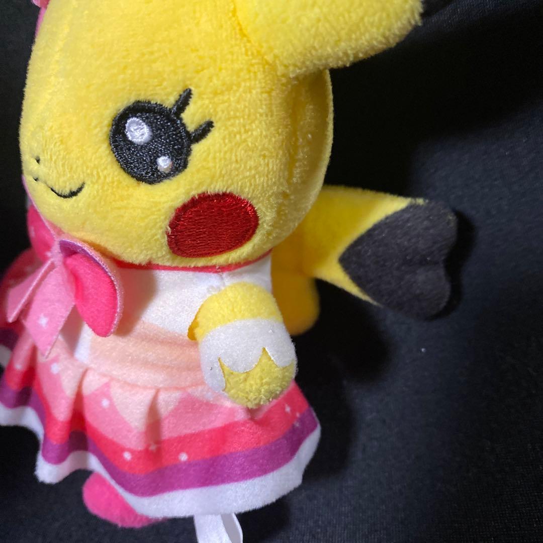 ポケモンセンター アイドルピカチュウ ぬいぐるみ キーホルダー - メルカリ