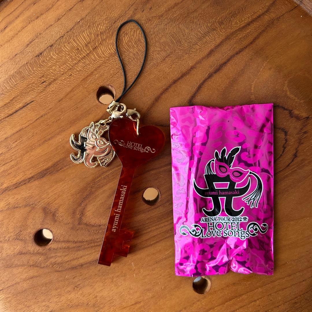 袋付き 浜崎あゆみ グッズ キーホルダー ライブグッズ - メルカリ