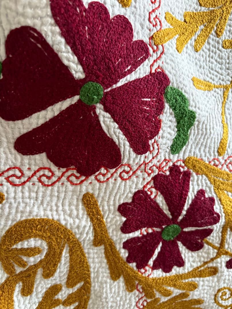 最終価格』スザニ刺繍カンタキルト スザニ刺繍 ヴィンテージ インド