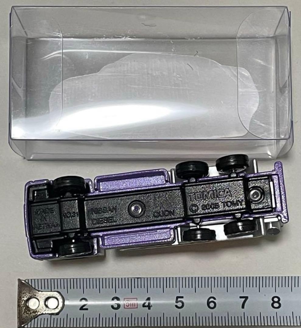 ⑤⓪②① 非売品 トミカ 日産 ディーゼルUD トラックス クオン