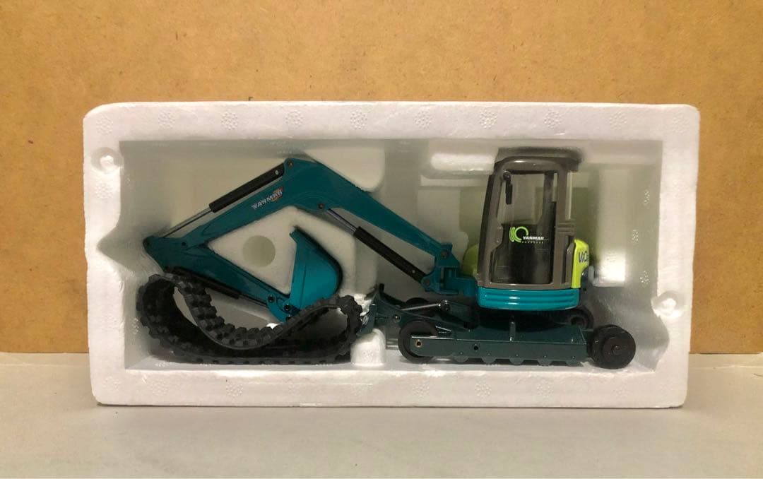 JOAL製YANMAR ヤンマーViO70 ミニショベル1/32国内Ver美品✨ - メルカリ
