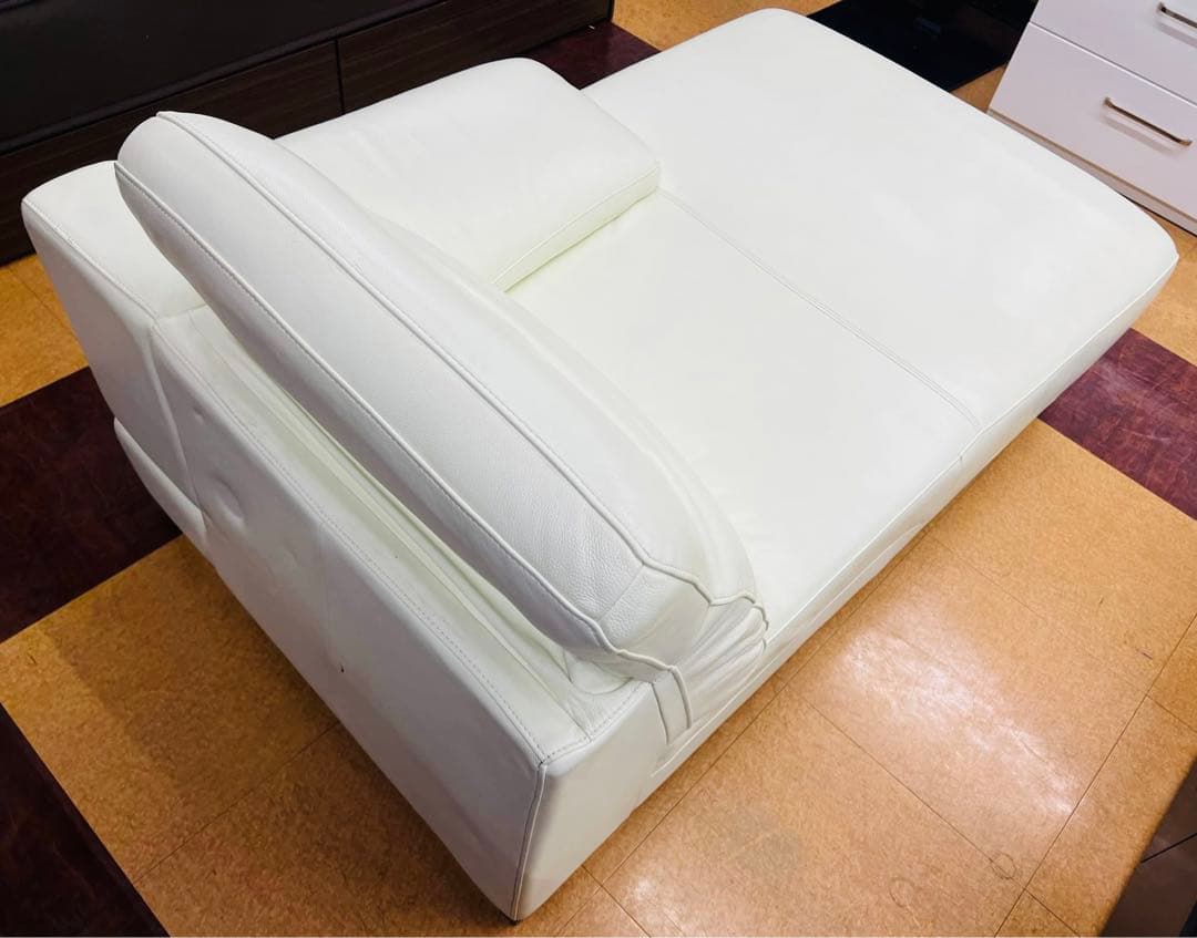 地域限定無料配送】 IDC大塚家具CHAISE LONGUE総本革 - メルカリ