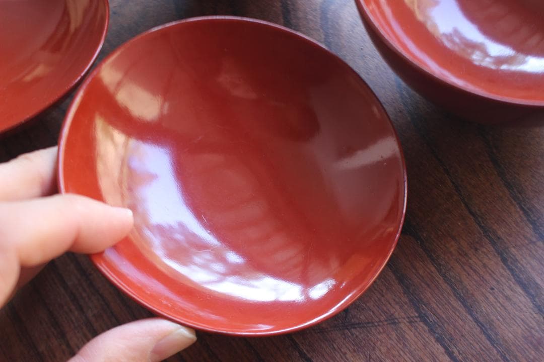 時代朱漆に優美な牡丹沈金の映えるお椀2点（検輪島塗沈金椀 - メルカリ