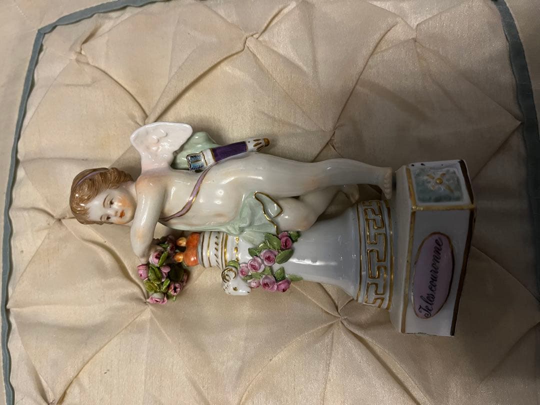 Missen マイセン　人形　箴言の天使「Je les couronne」 マイセン 天使人形（「箴言の天使」シリーズより） - Antiques Violetta