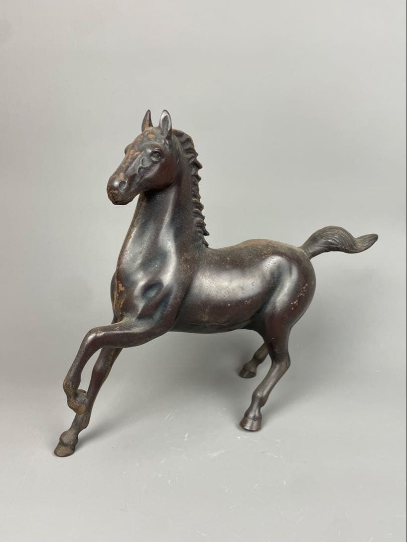 鉄製 馬 重さ約3.6kg 置物 オブジェ 縁起物 - メルカリ