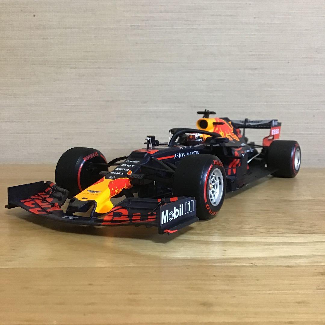 ミニチャンプス1/18 REDBULL HONDA RB15 初優勝モデル