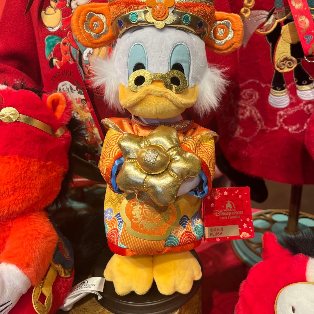上海ディズニー 春節 新商品 スクルージマクダック ぬいぐるみ - メルカリ