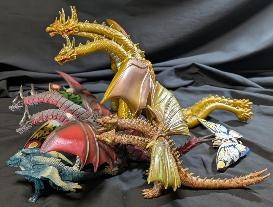 キングギドラ・デスギドラ・ダカーラ他「平成モスラ」登場（バンダイ