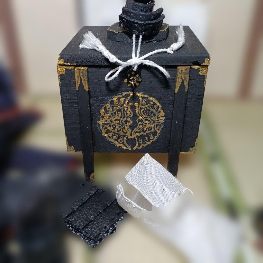 戦国武将（蜂須賀至鎮よししげ）と（大谷吉継）の鎧兜を参考に