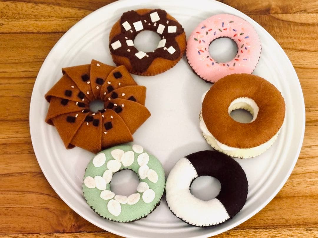 ハンドメイド フェルト ドーナツセット おままごと - メルカリ