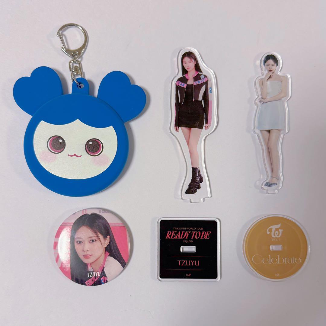 TWICE ツウィグッズまとめ売り - メルカリ