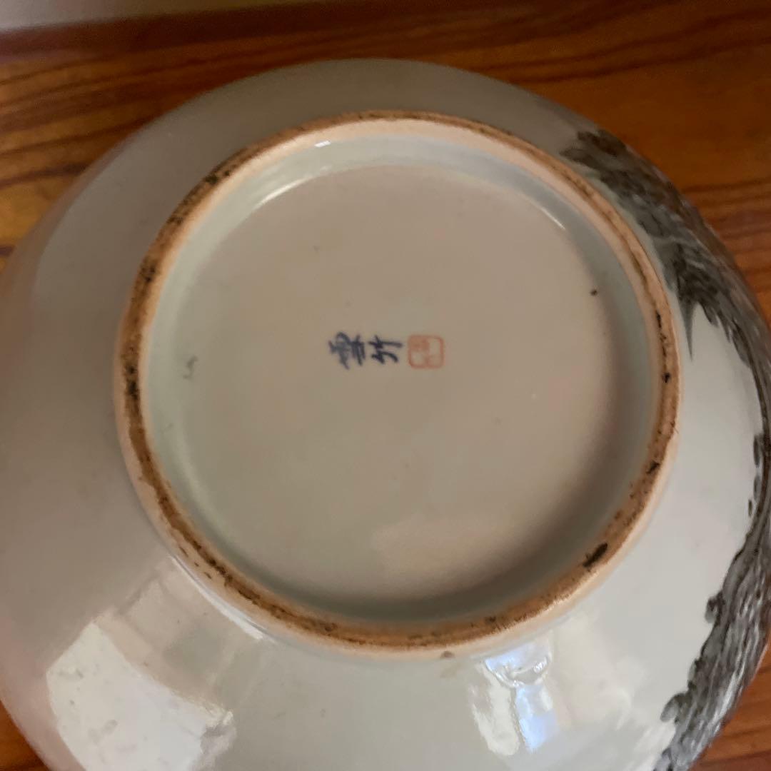 高麗白磁の象嵌（ぞうがん）壺 大壺 旭日鶴老松 象嵌壺 40x40 - メルカリ