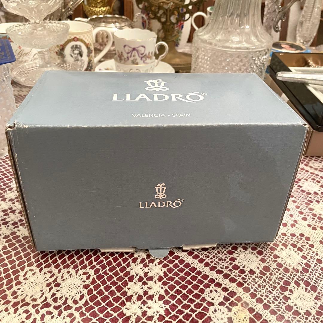 新品 未使用 箱付き リヤドロ パンダ スペイン製 花 ビンテージ 希少