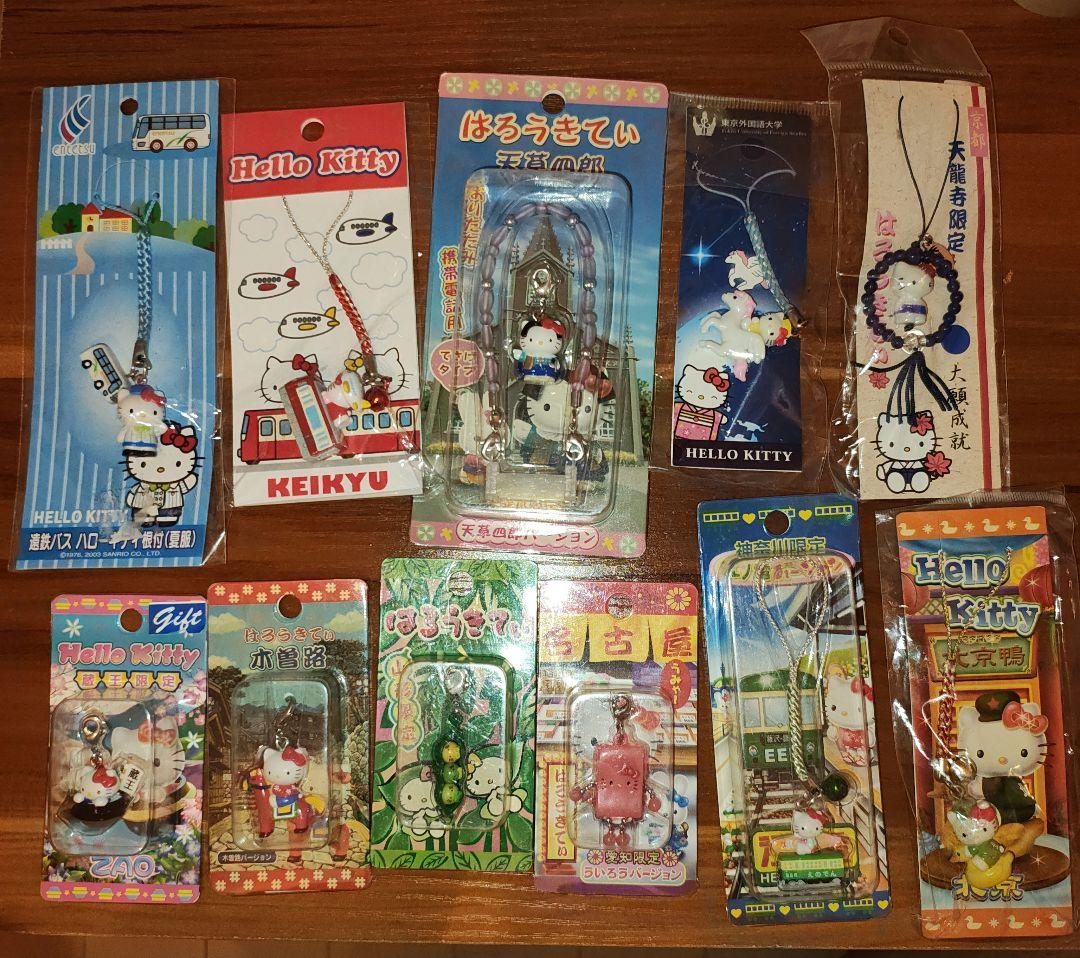 公*o様 ハローキティご当地ストラップセット　約140個まとめ売り ハローキティ ご当地ストラップセット 3｜トレファクONLINE