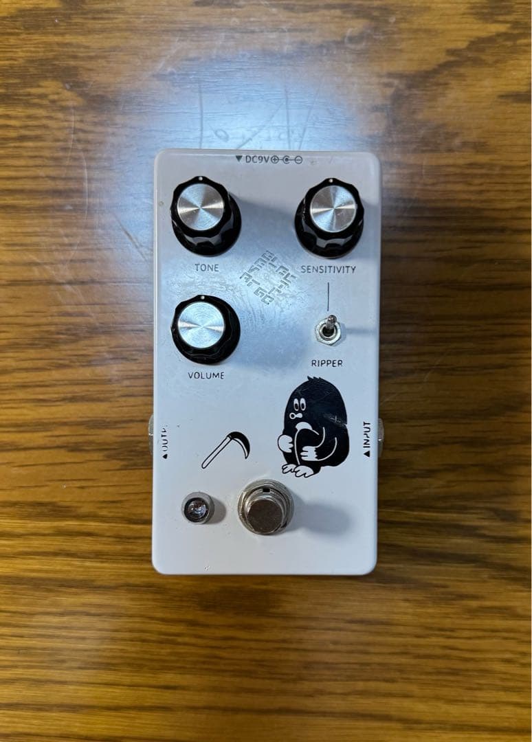 RIPPER FUZZ ELECTROGRAVE 箱付き RIPPER FUZZ (EN) – ELECTROGRAVE