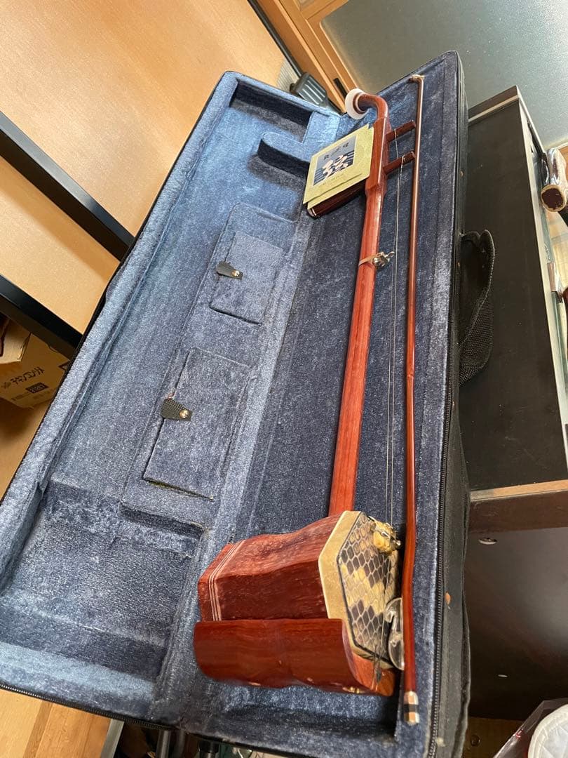 三味線 蛇皮 ケース付き 教本付き 二胡 沖縄三味線 蛇皮一枚張り（両面本皮タイプ）13点セット 宮古木工芸