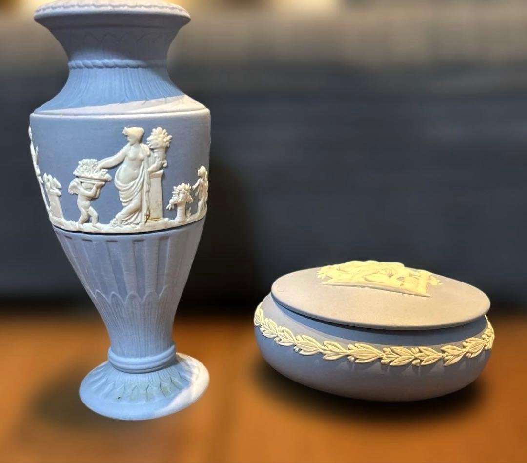 連休セール‼️ウエッジウッド、ジャスパー青色 陶器 小物入れ 花瓶