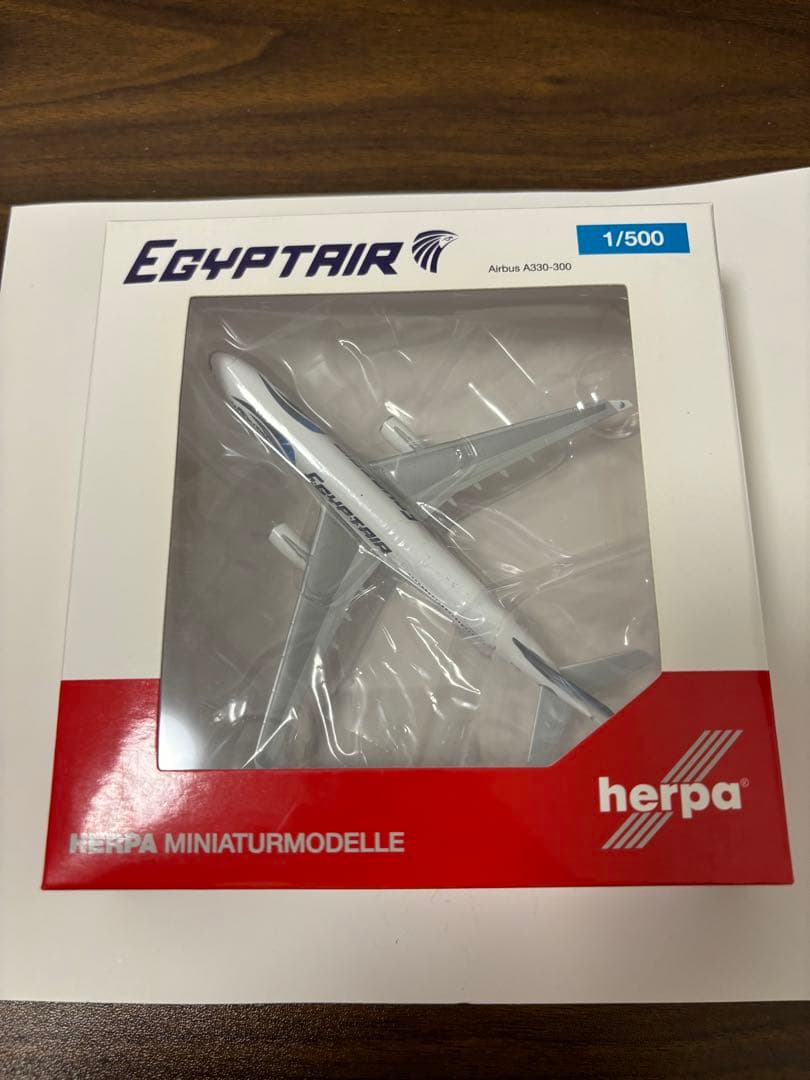 エジプト航空 A330-300 herpa 1/500 - メルカリ