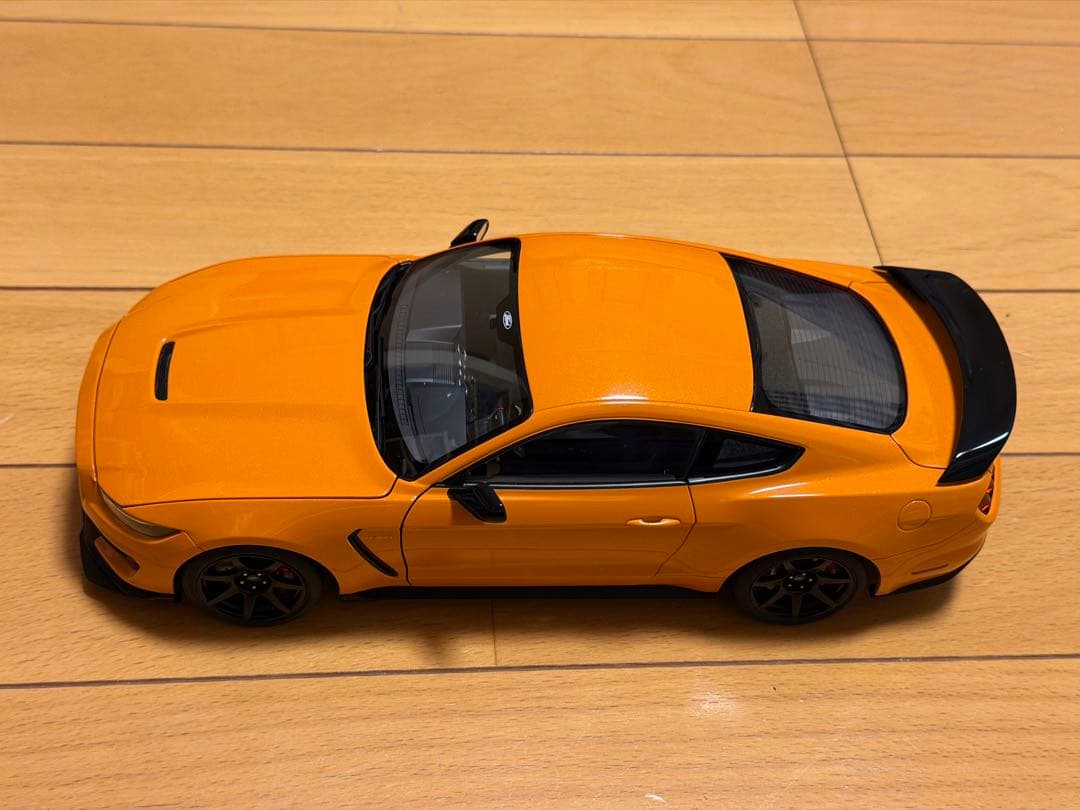 Mustang GT350R 1/18モデルカー AUTOart 1/18 フォード シェルビー GT350R （メタリック・オレンジ