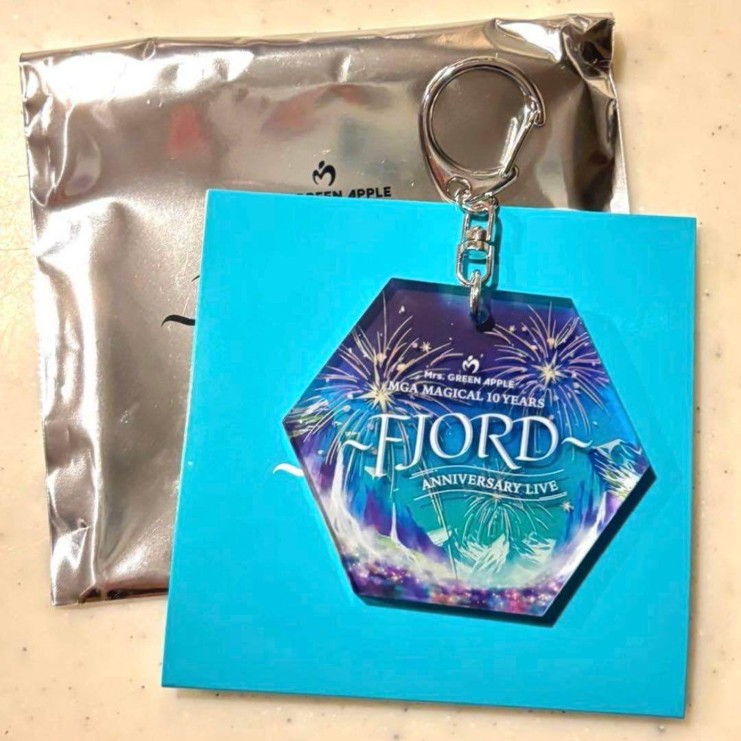 Mrs. GREEN APPLE FJORD フィヨルド キーホルダー - メルカリ