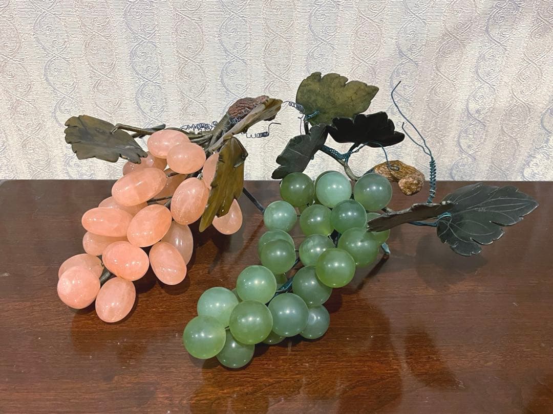 中国美術 翡翠 ローズクォーツ 紅水晶 葡萄 置物 ぶどう ブドウ 中国美術 玉石ぶどう鉢植 彫刻 天然石葡萄 置物 インテリア 観賞石