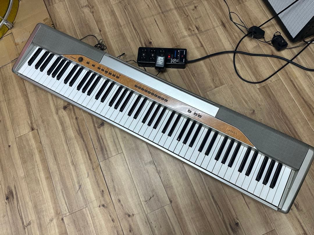 電子ピアノ＊CASIO Privia PX-110 88鍵 Casio Privia PX-110 Digital Piano 88 Key Untested Without