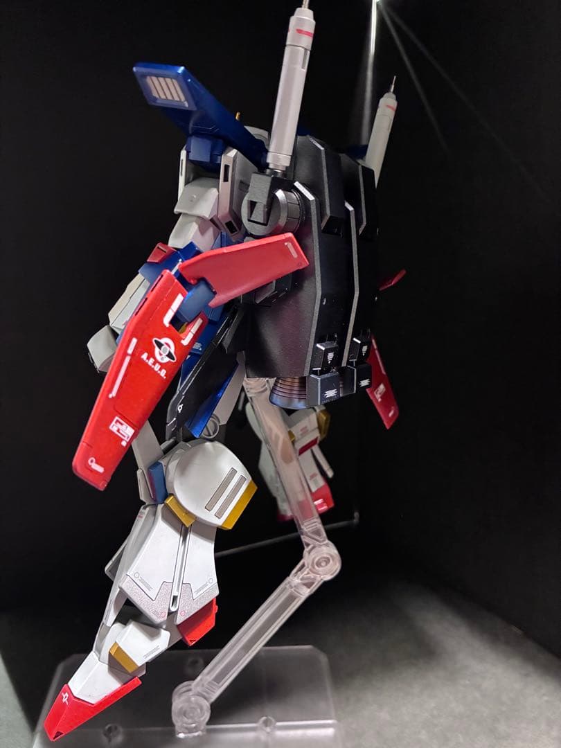 ガンプラ完成品 HG ZZガンダム全塗装スタイル改修完成品 発光ギミック