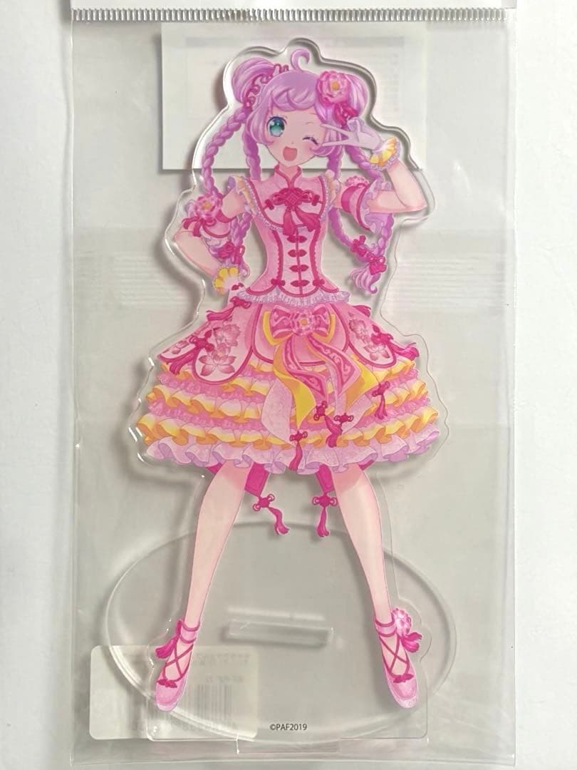 プリティーオールフレンズ アクスタ 真中らぁら - メルカリ