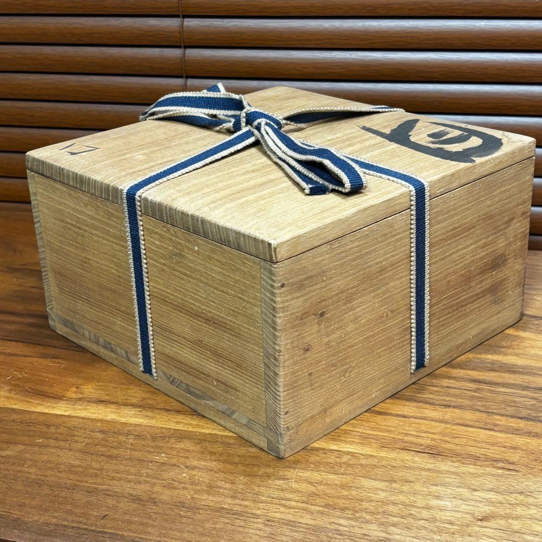 昔デパートで購入 高級な皿 作者不明 - メルカリ