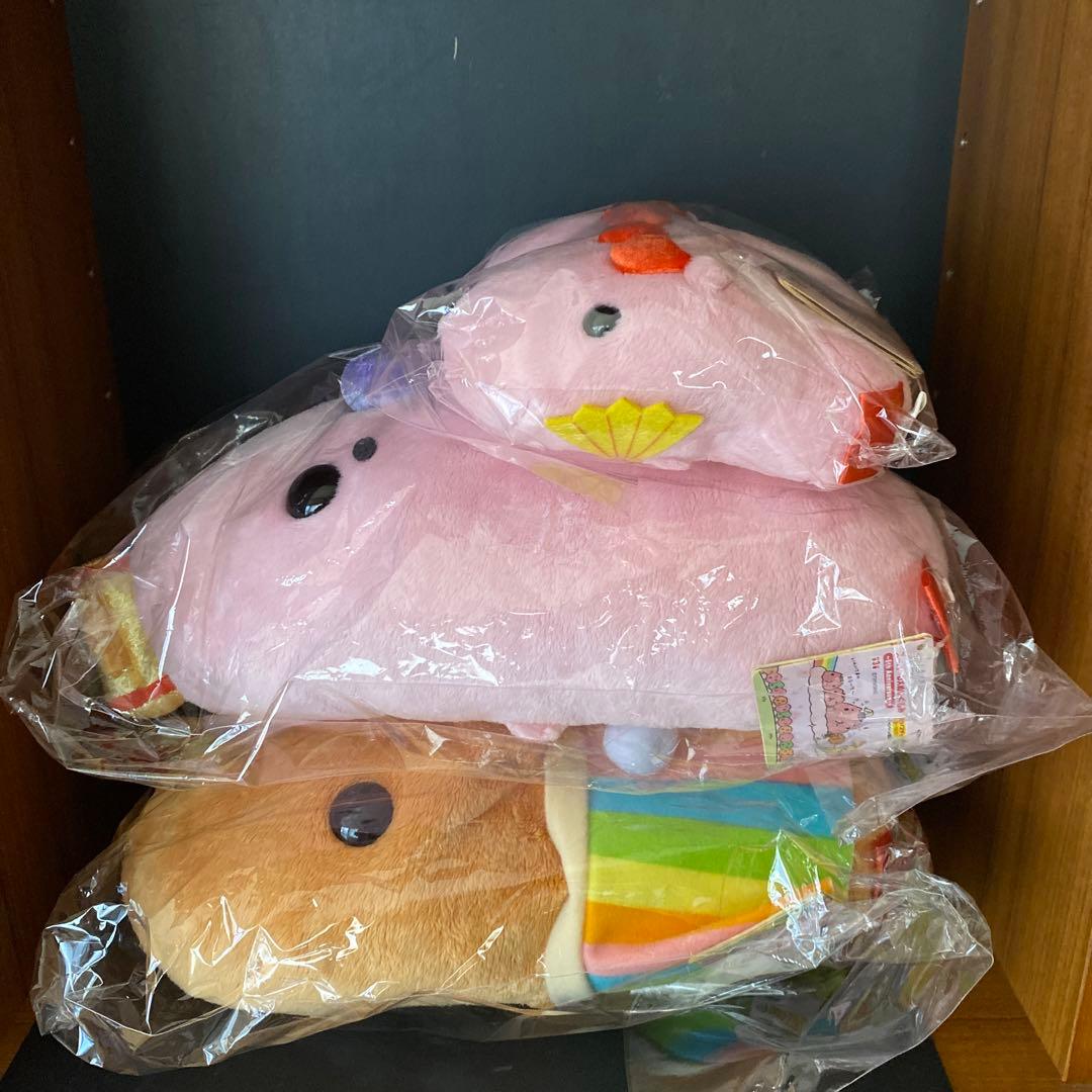 タグ付き　カピバラさん　5周年　20周年　祝いさん　仔祝いさん　ぬいぐるみ カピバラさん
