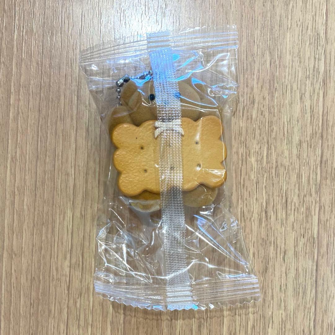 メイリーパーラー バターサンドクッキーのくまちゃん - メルカリ