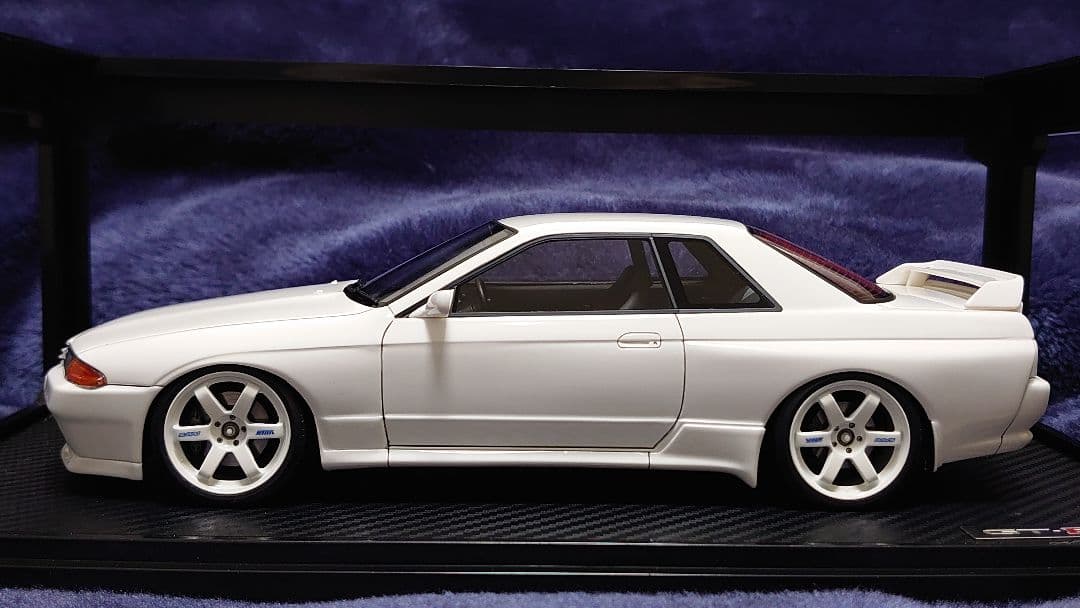 1/18 イグニッションモデル ignition model R32 GT-R Ignition Model 1:18 Nissan Skyline GT-R (R32) MINE'S in White | eBay